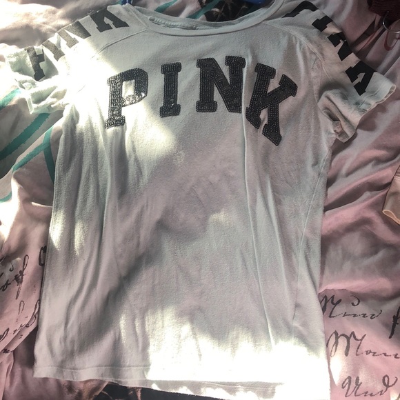 Pink brand shirt - Picture 1 of 3